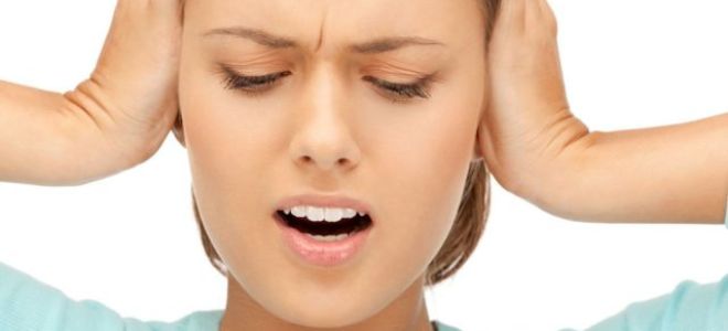 Почему возникает головная боль и закладывает уши?