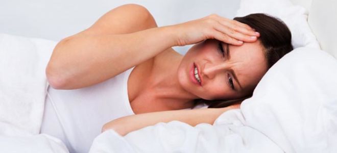Причины резкой головной боли и первая помощь больному
